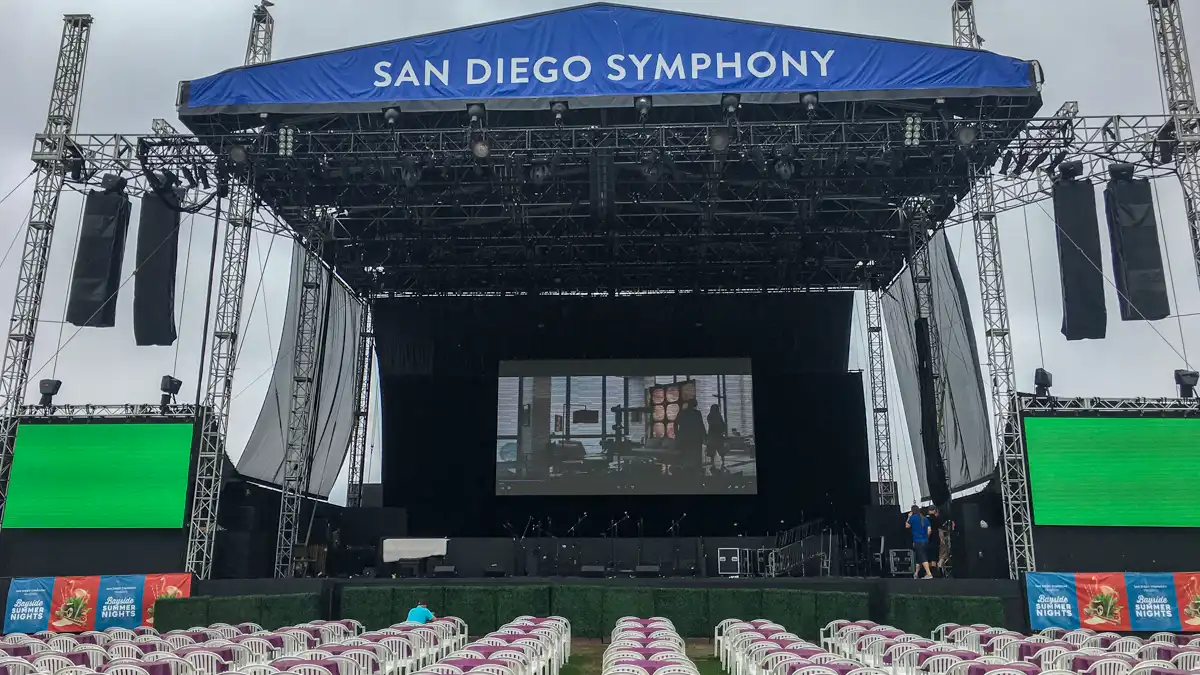 Stage hedge wall rental setup for San Diego Symphony event
